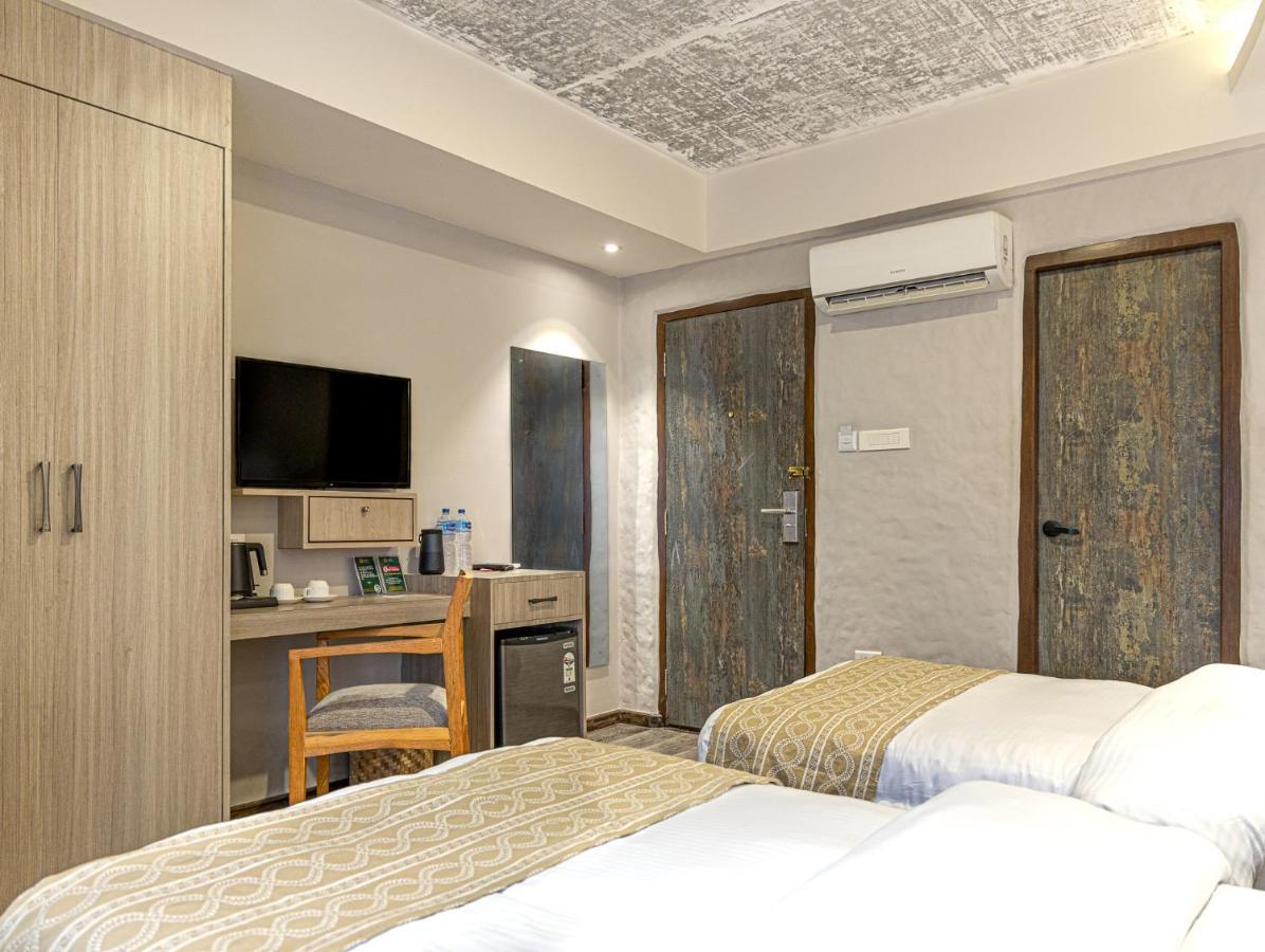 Vastu Boutique Hotel Катманду Экстерьер фото