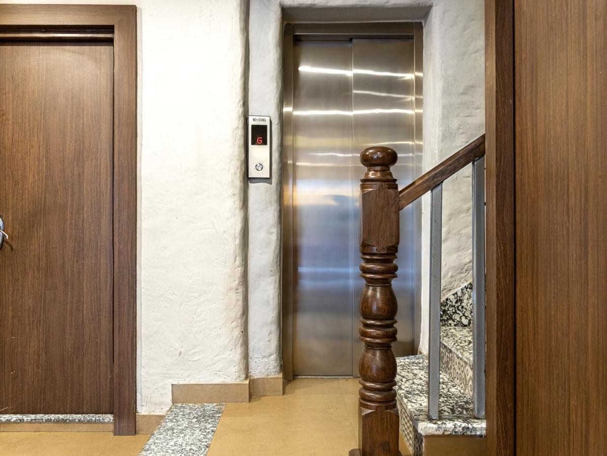 Vastu Boutique Hotel Катманду Экстерьер фото