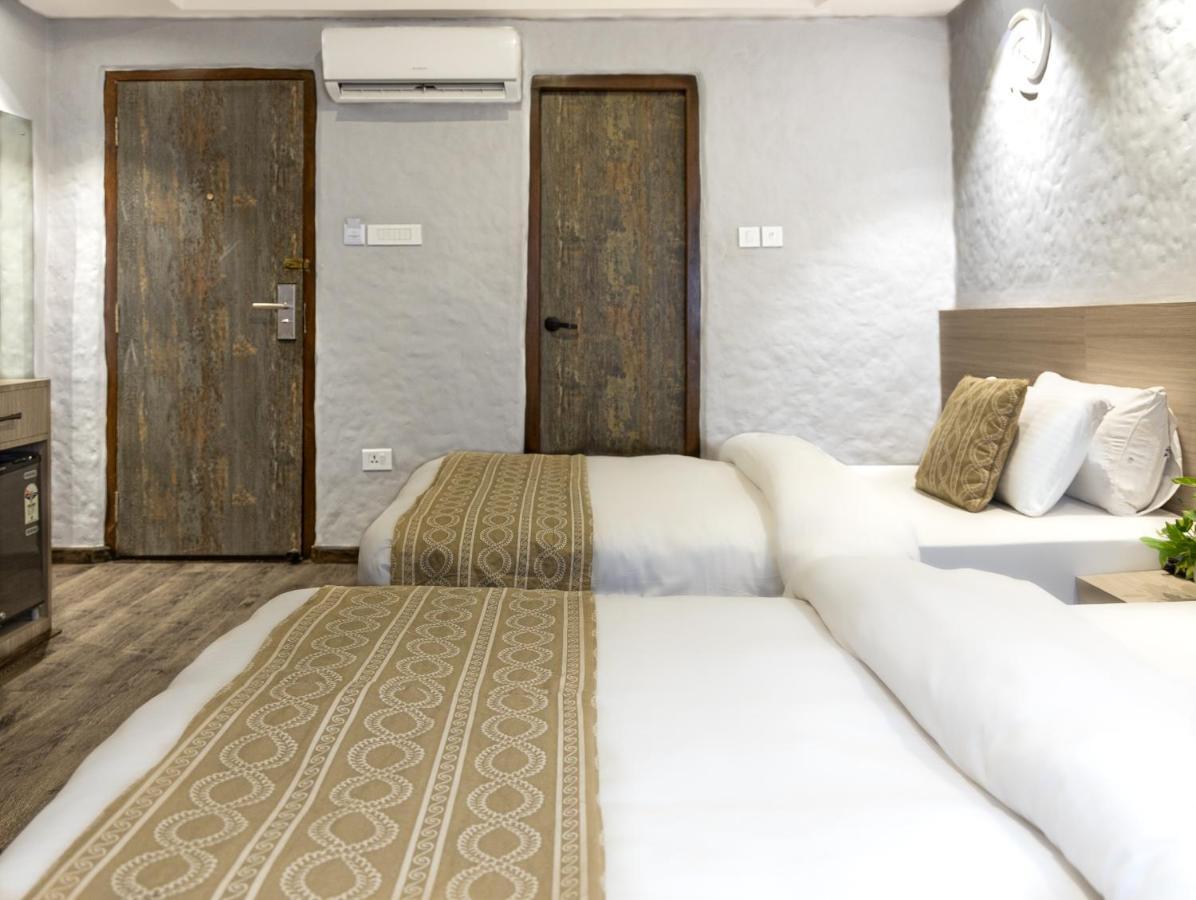 Vastu Boutique Hotel Катманду Экстерьер фото